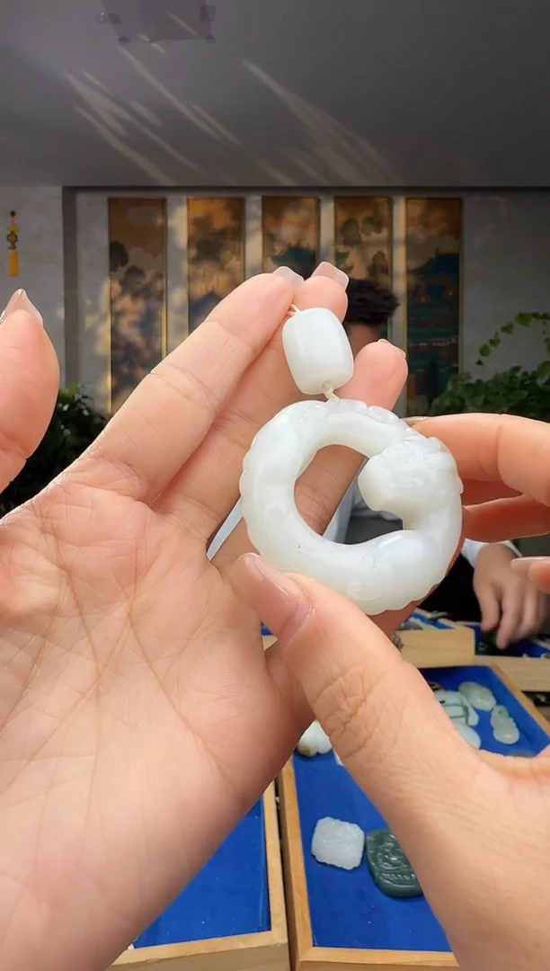 颈饰未镶嵌和田玉拍一发一