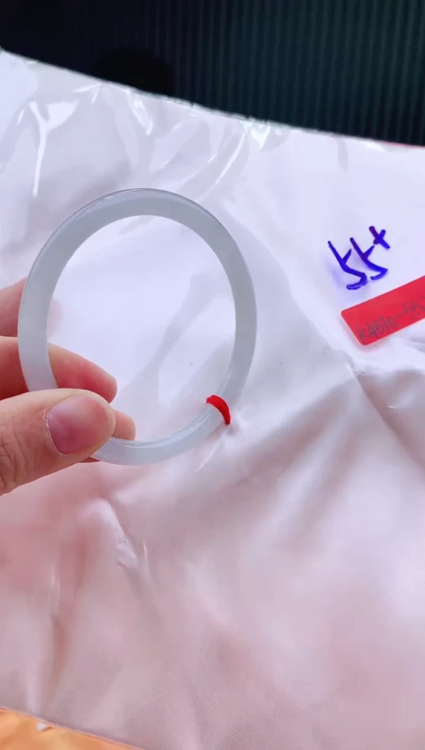 未镶嵌手镯翡翠55+