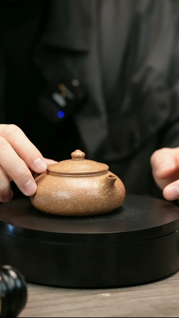 茶壶紫砂老*孩H2370段泥粗砂寒江