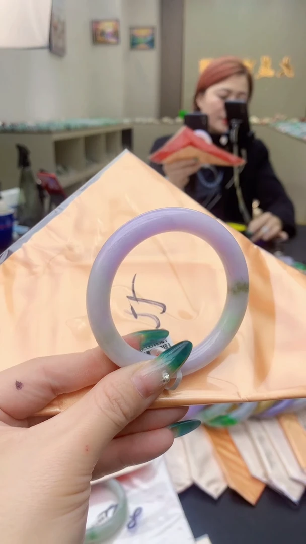 【闪购商品】翡翠手镯未镶嵌1018394177