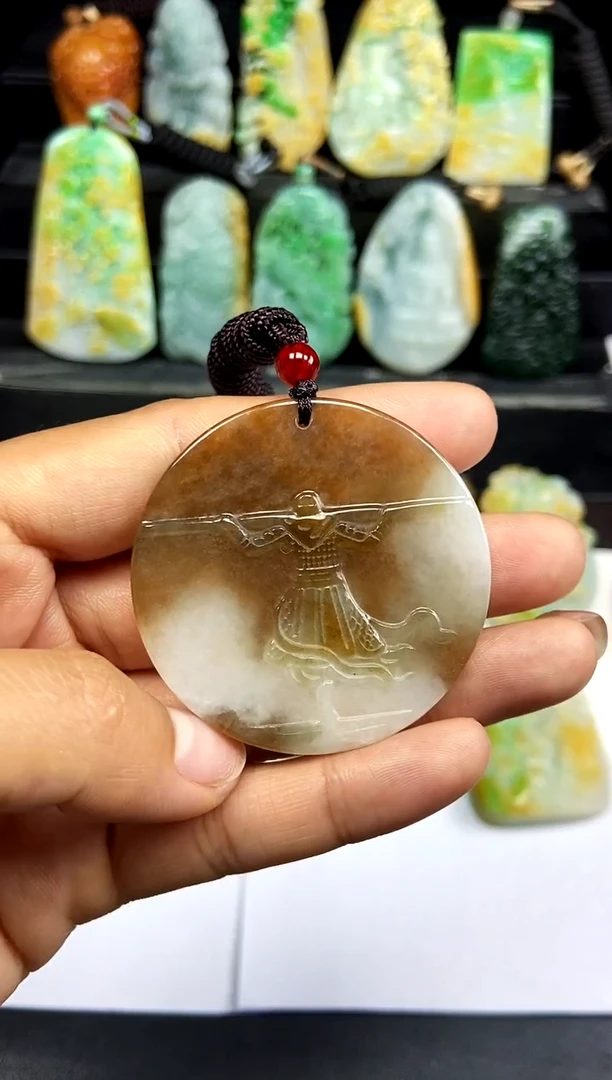 【闪购商品】翡翠颈饰未镶嵌翡翠A货