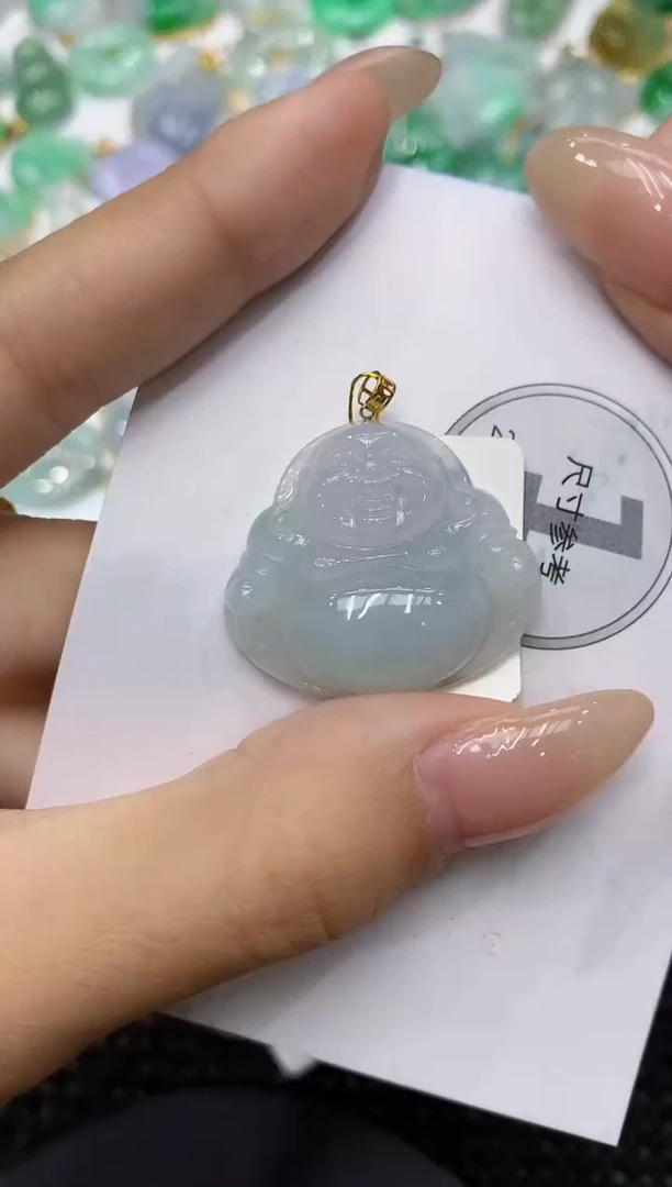 颈饰18K金镶嵌翡翠111111111111