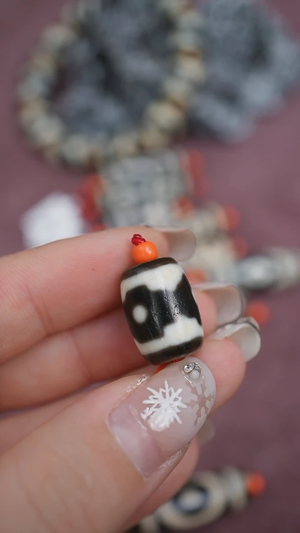 【闪购商品】玛瑙/玉髓颈饰未镶嵌蚀花玛瑙珠定制编绳