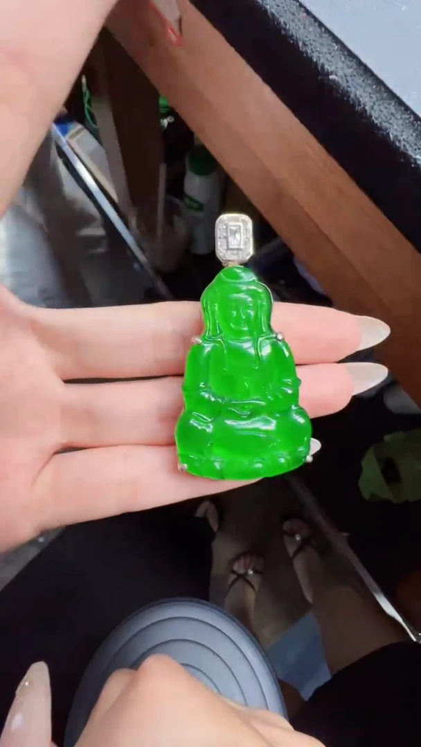 未镶嵌定制翡翠翡翠A货有轻微色差属于正常现象，观音多样性发货1