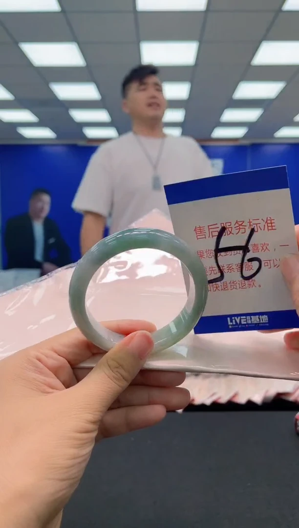 未镶嵌手镯翡翠AAAAAAAAA