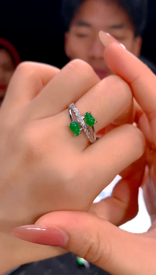 【闪购商品】定制翡翠未镶嵌17定制翡翠-多样性发货（发其一）