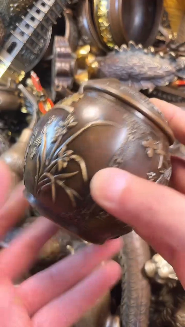 精美铜器点击下单