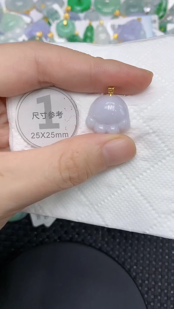 颈饰18K金镶嵌翡翠1111111111