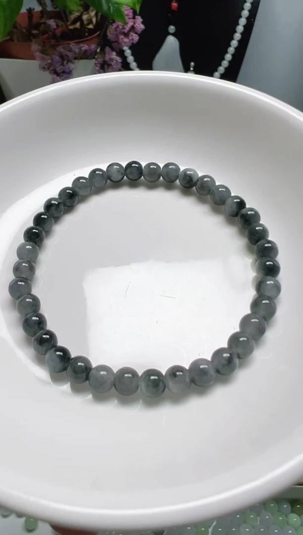 散珠翡翠纯天然缅甸A货翡翠卡5冰乌鸡，35颗