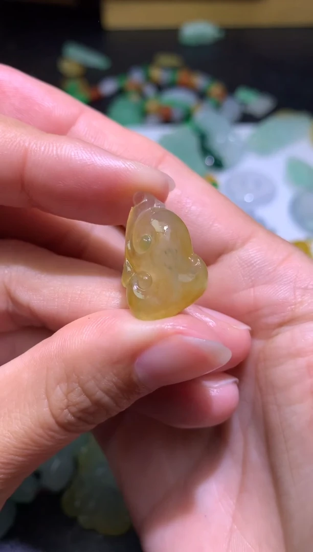 定制翡翠未镶嵌毛货