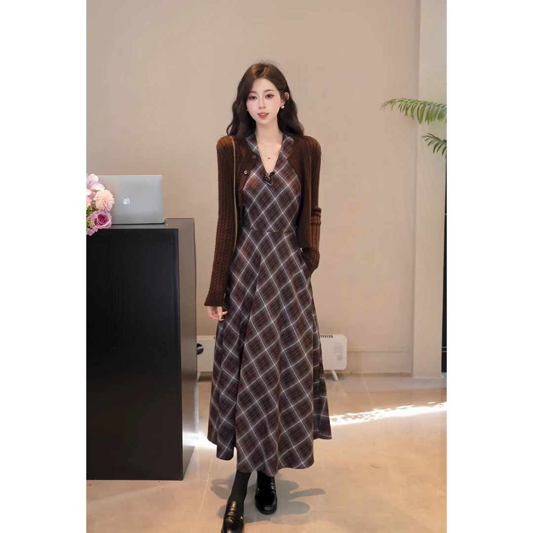 YUANLIANSU/圆脸酥【桃下初逢】法式针织开衫+马甲连衣裙两件套秋冬