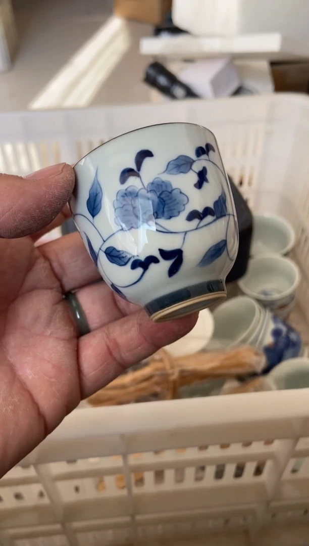 杯无运费险有瑕疵的摄影的产品有使用过的痕迹有点脏介意勿拍