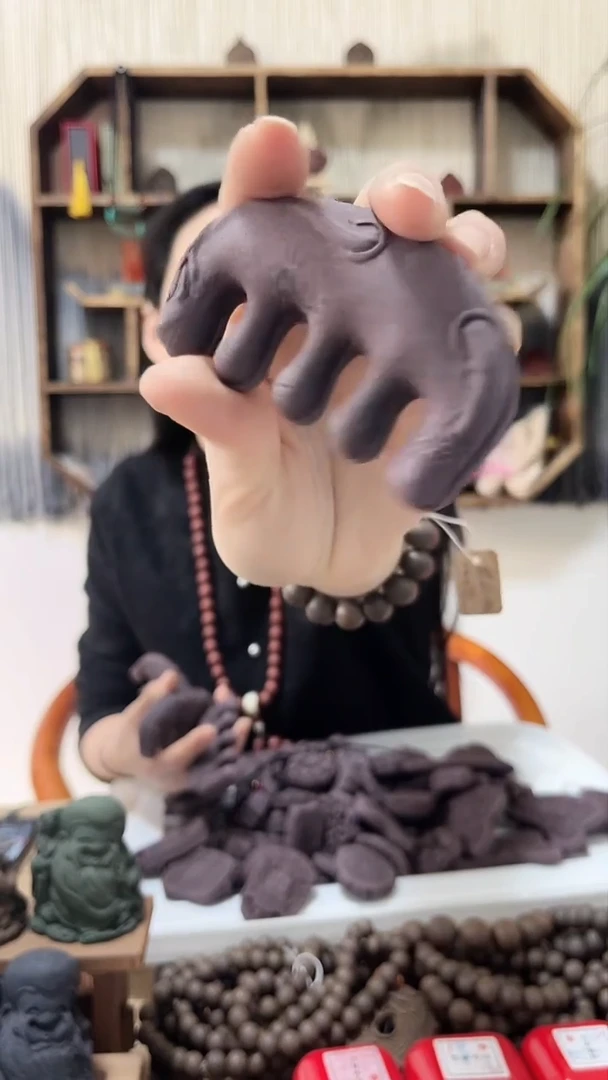 【闪购商品】泥塑紫霞香方梳子