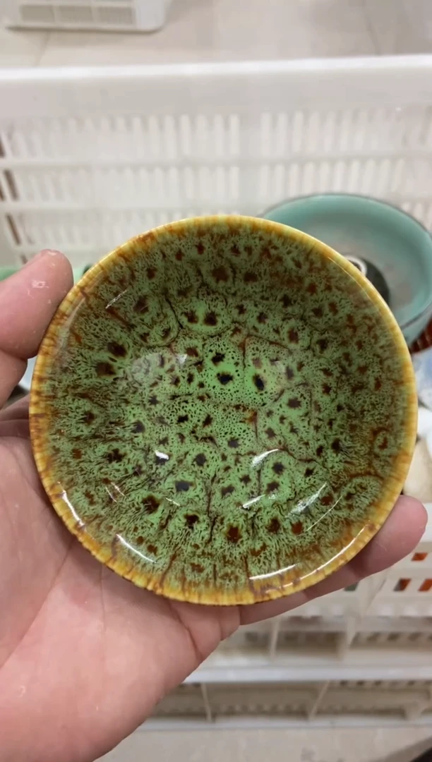 无运费险有瑕疵的摄影的产品有使用过的痕迹有点脏介意勿拍