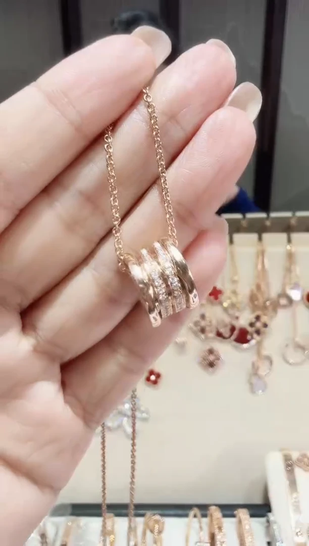 18K金镶嵌套链钻石套链