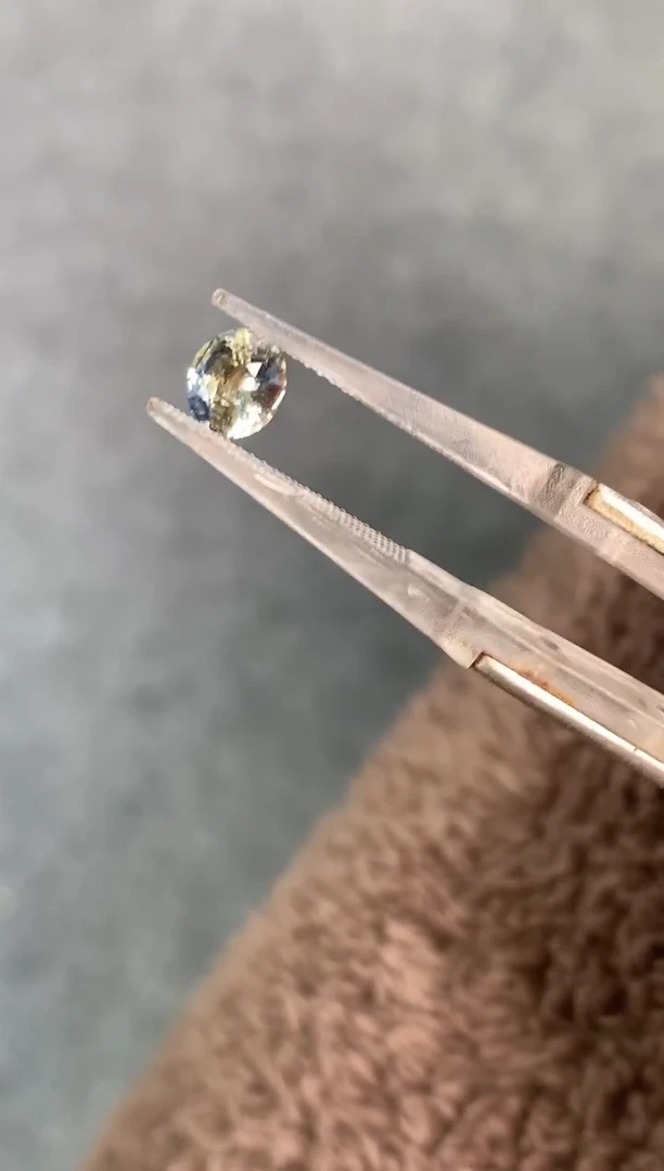 裸石蓝宝石24-3 F无烧special双色蓝宝