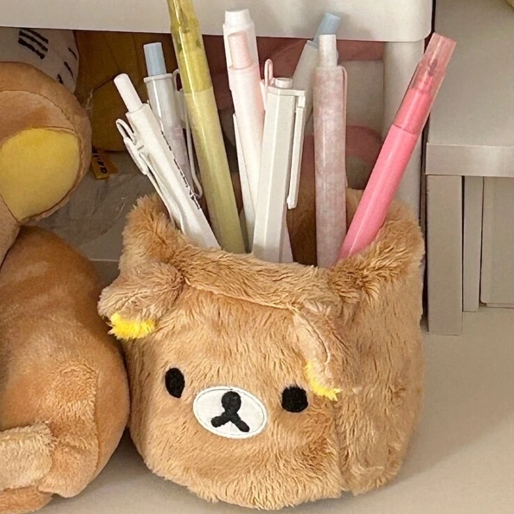 日系轻松熊可爱毛绒收纳盒高颜值置物盒桌面杂物整理文具学生笔筒