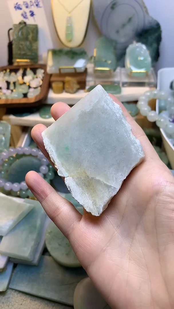 未镶嵌挂件翡翠 缅甸A货翡翠，没有运费险