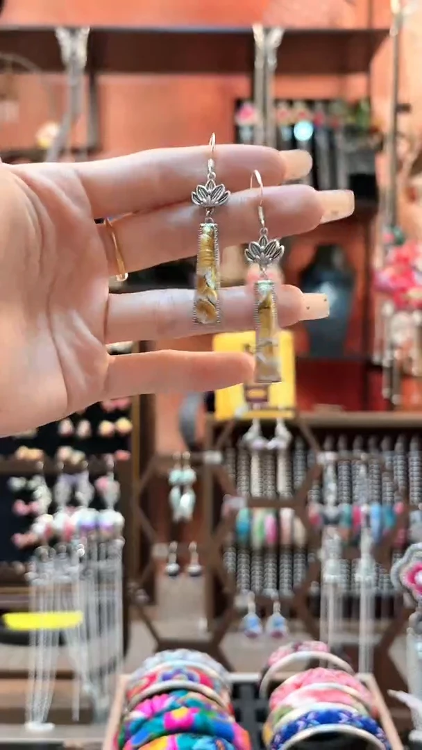 织绣云织谣民族风精美饰品 183*