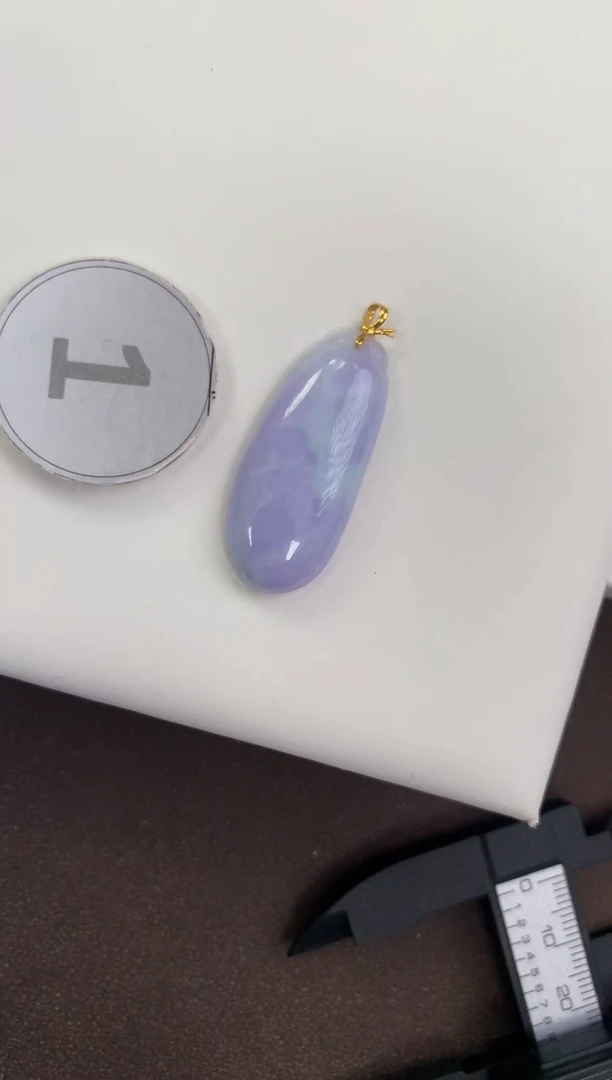 颈饰18K金镶嵌翡翠天然缅甸a货翡翠