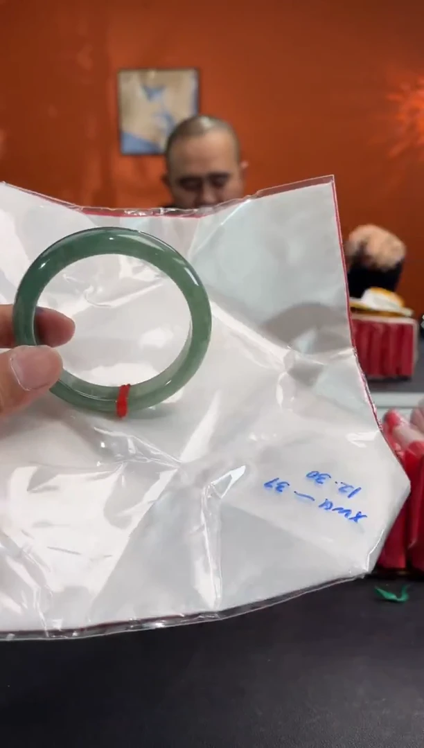 未镶嵌手镯翡翠7 56