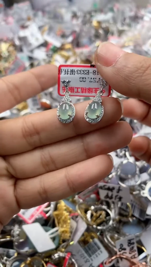 银S925镶嵌戒指翡翠555             9