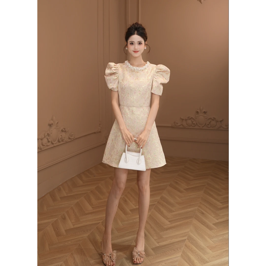 复古蕾丝碎花显瘦气质收腰短款时尚泡泡袖名媛连衣裙80167