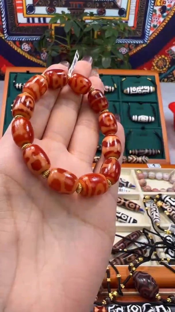 玛瑙/玉髓（覆膜）颈饰合金玲**?53.（微瑕）