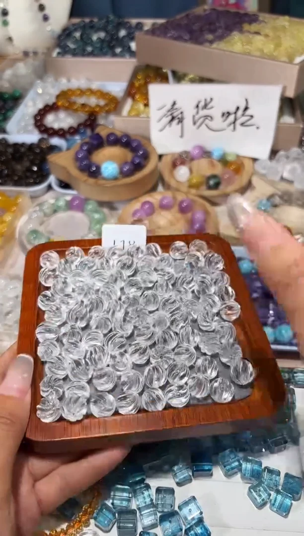 水晶手串未镶嵌T18白水晶扭扭珠一个卡12