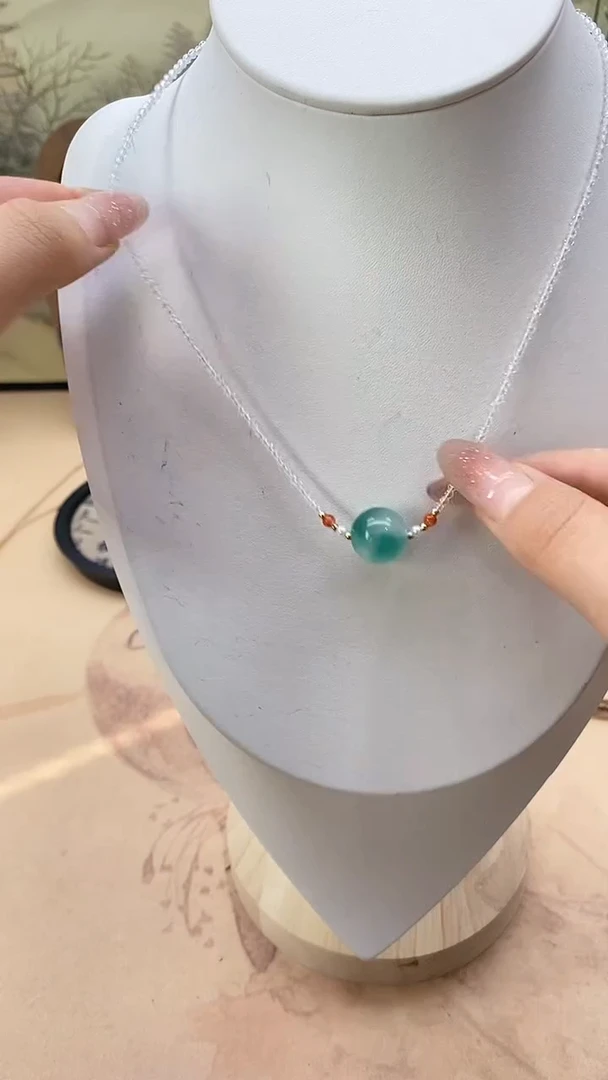 颈饰未镶嵌翡翠1