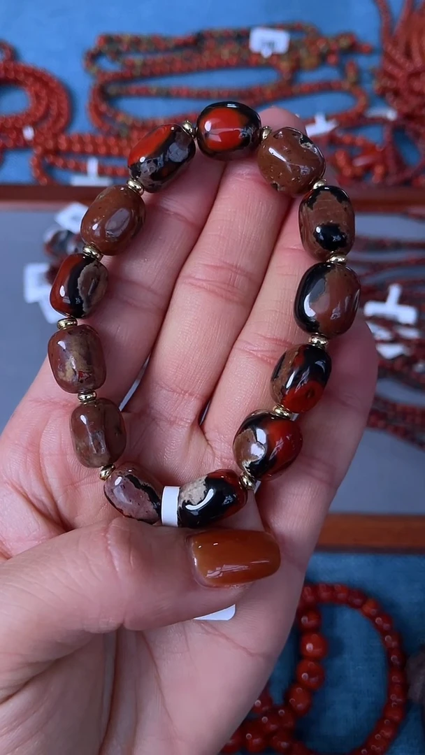 未镶嵌手串南红玛瑙N03随形包浆黑冻