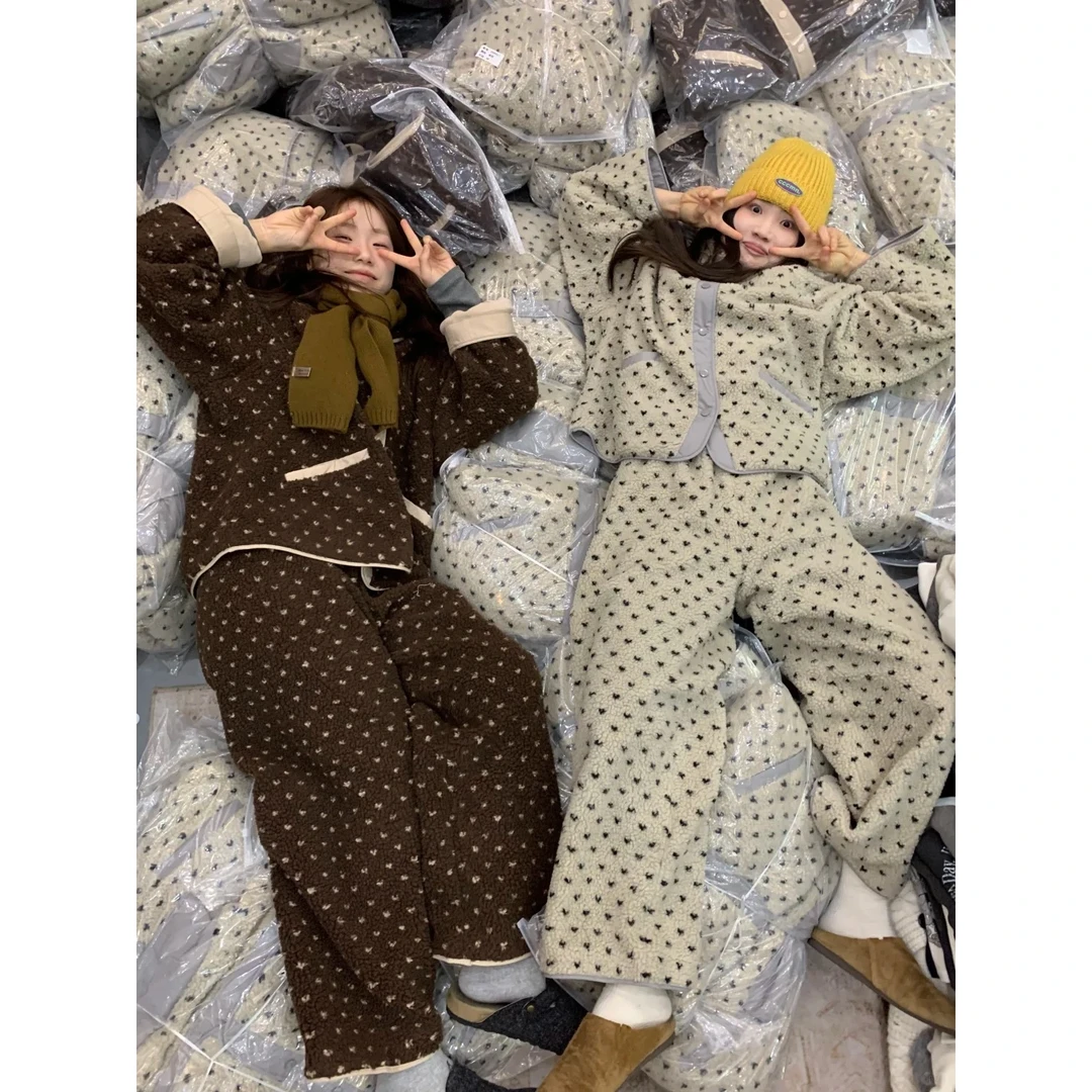 韩系波点撞色边米粒绒睡衣女秋冬季新款舒适保暖家居服套装可外穿