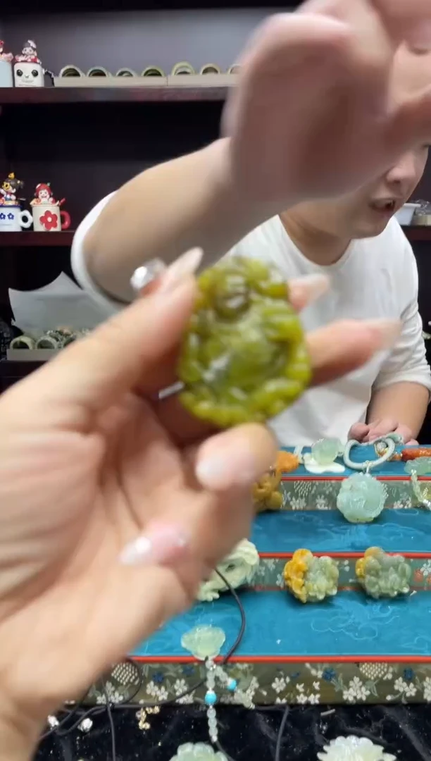 未镶嵌岫玉吊坠多样性发*货拍一发一