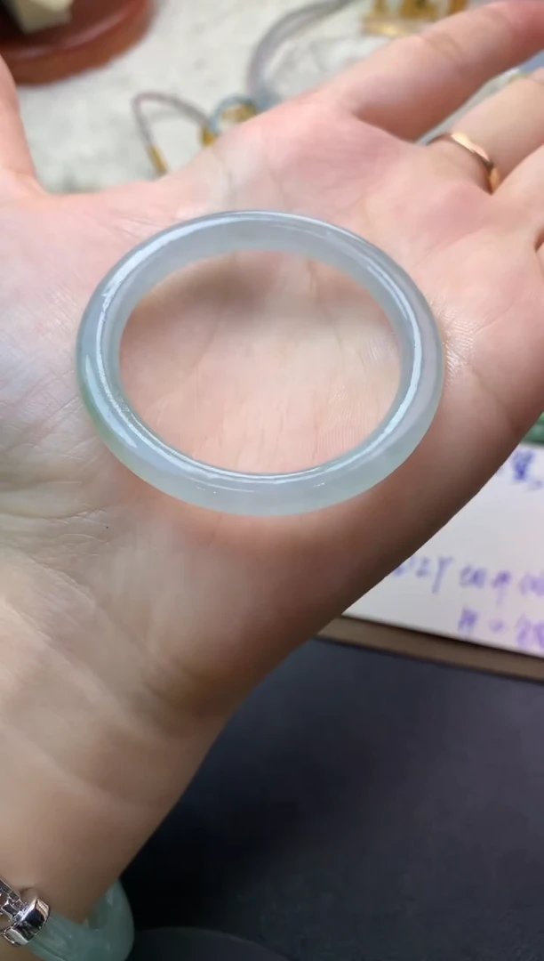 未镶嵌定制翡翠毛货