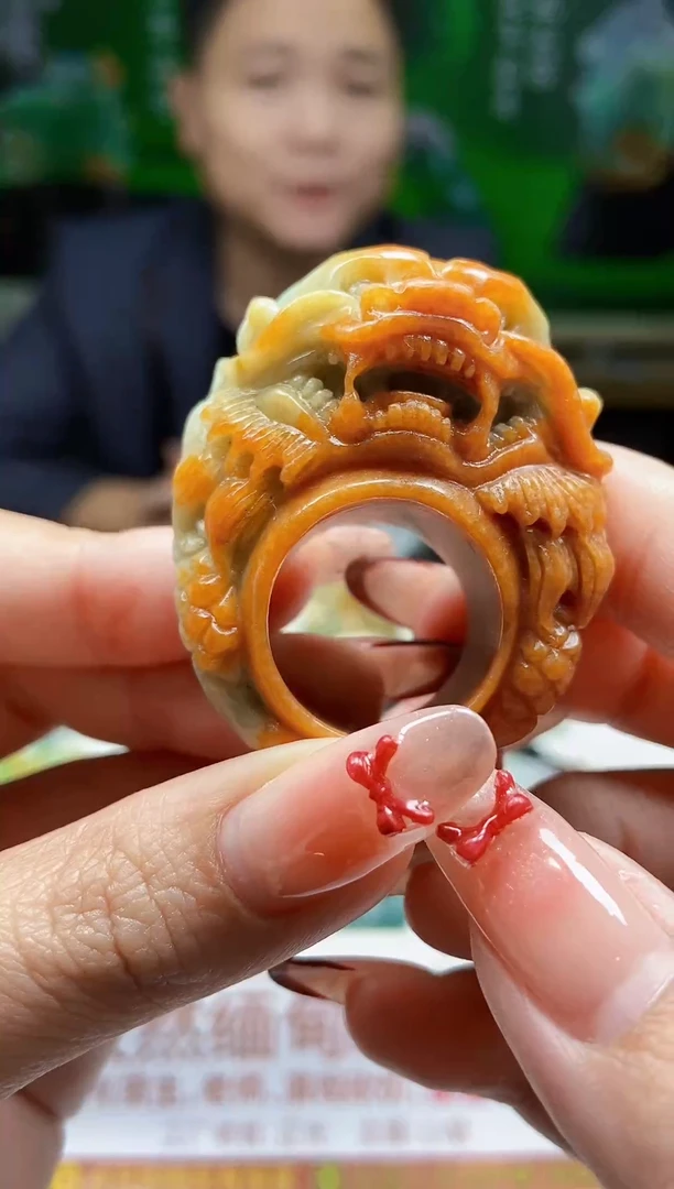 颈饰未镶嵌翡翠翡翠A货