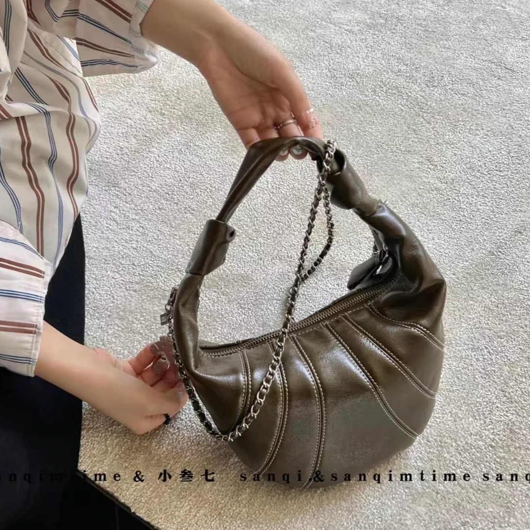 【一轮明月2625】sanqimtime小叁七2625#牛角包潮饺子包腋下单肩