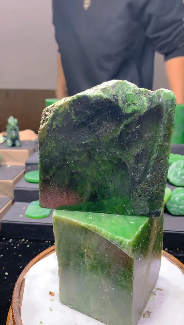 未镶嵌和田玉珠宝半成品1