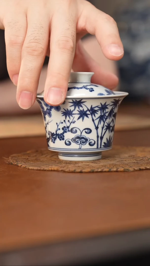 杯尚镇雅器青花松竹梅