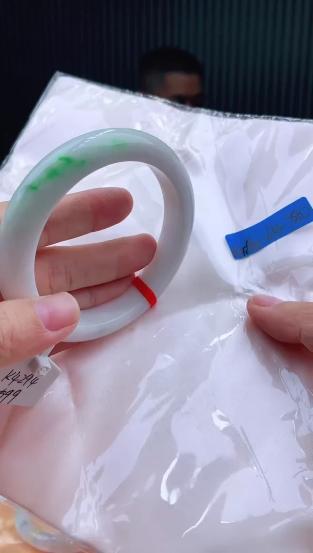 未镶嵌手镯翡翠61