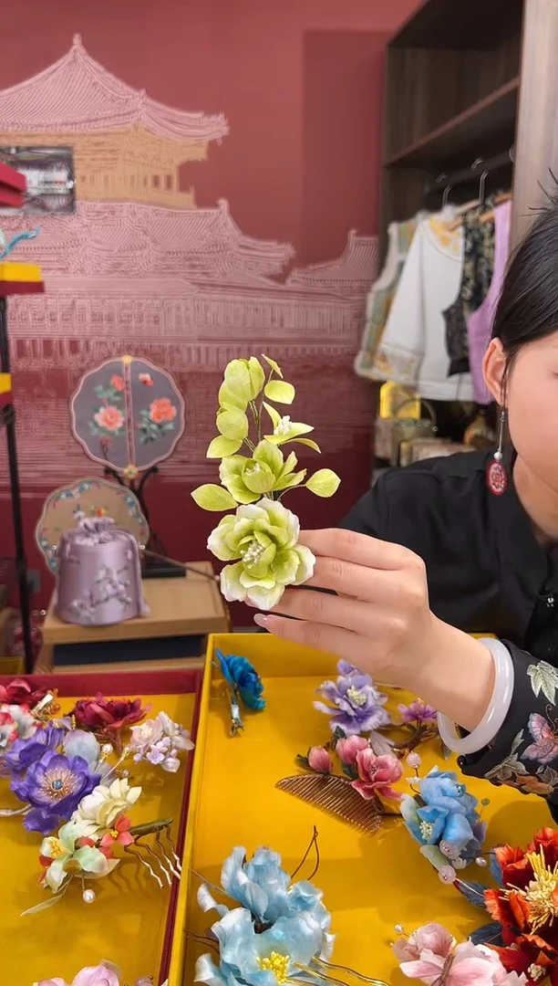 【闪购商品】刺绣非遗绒花（发饰）