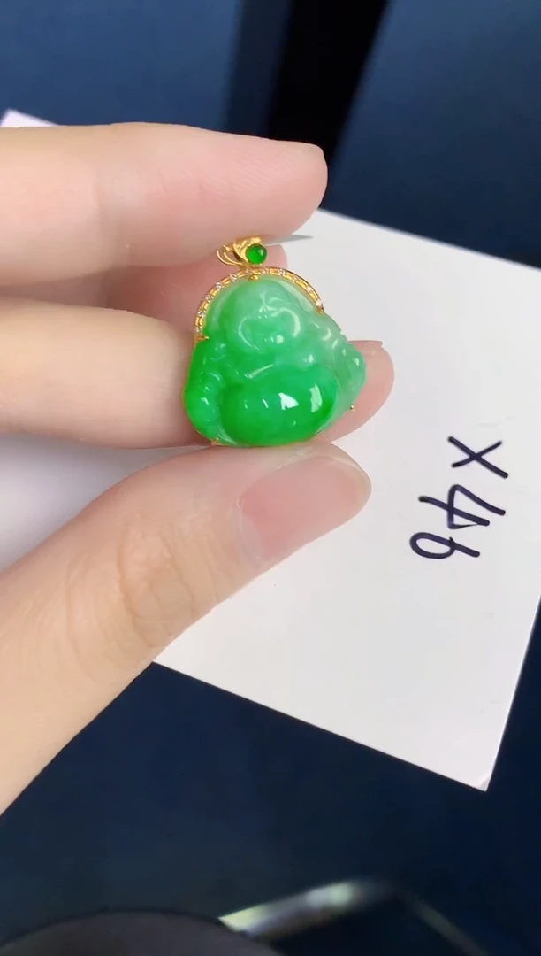 颈饰18K金镶嵌翡翠天然翡翠缅甸A货