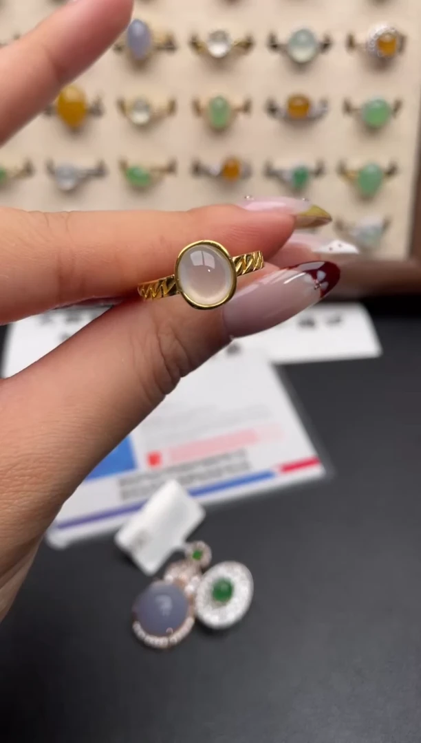 银S925镶嵌戒指翡翠一物一证一礼盒