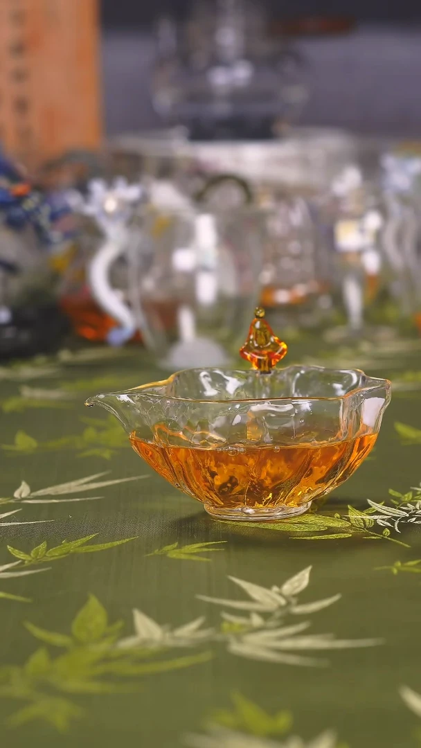 新品爱莲说无事佛公道杯 晶焱金标