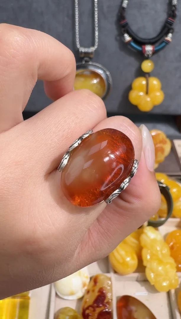 裸石琥珀未镶嵌琥珀