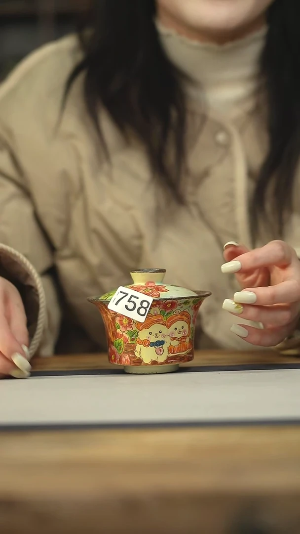 设计师手作款迷糊手绘盖碗