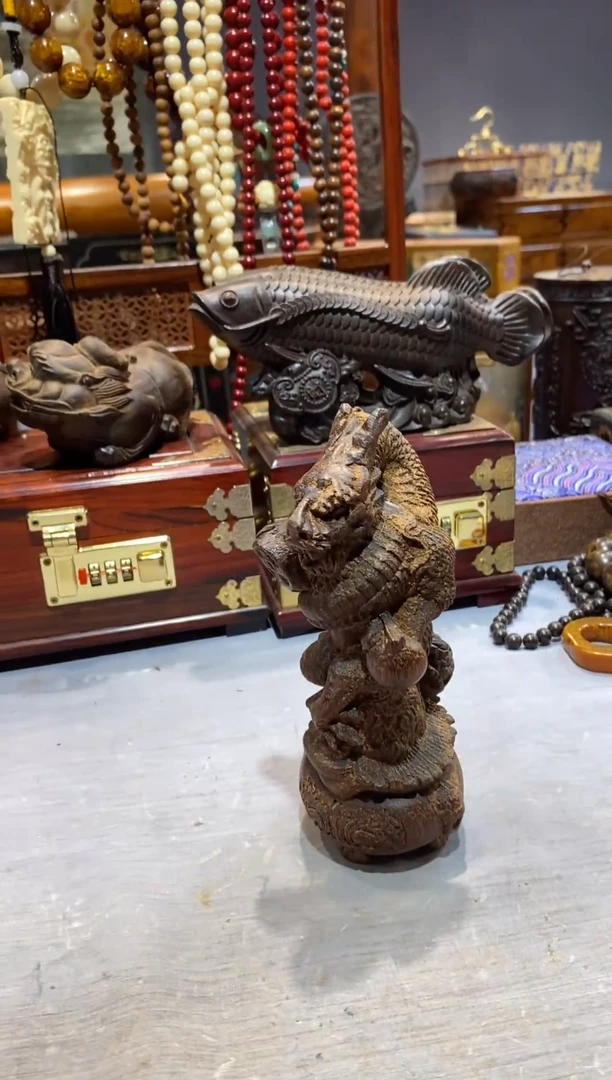 木工艺品 福利 捡漏  888 龙柱子