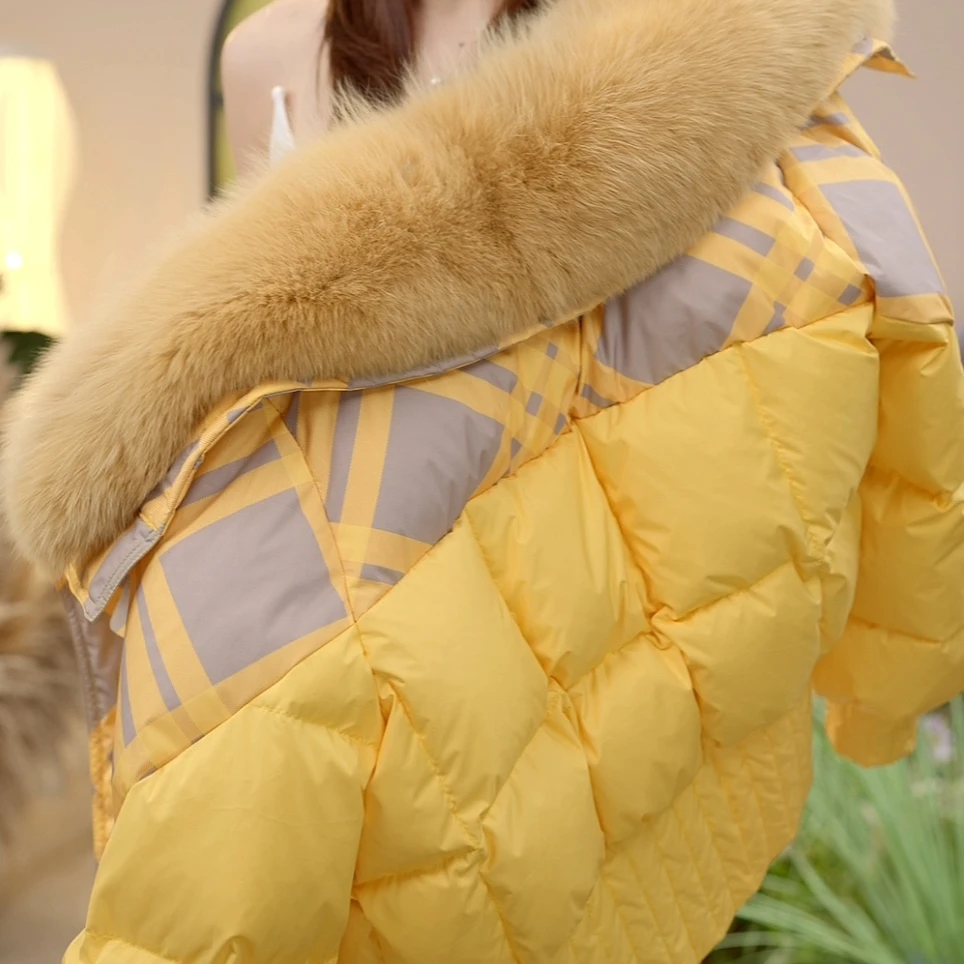 【香香甄选大朵鸭绒】气质时尚保暖百搭保暖洋大毛领女士羽绒服03