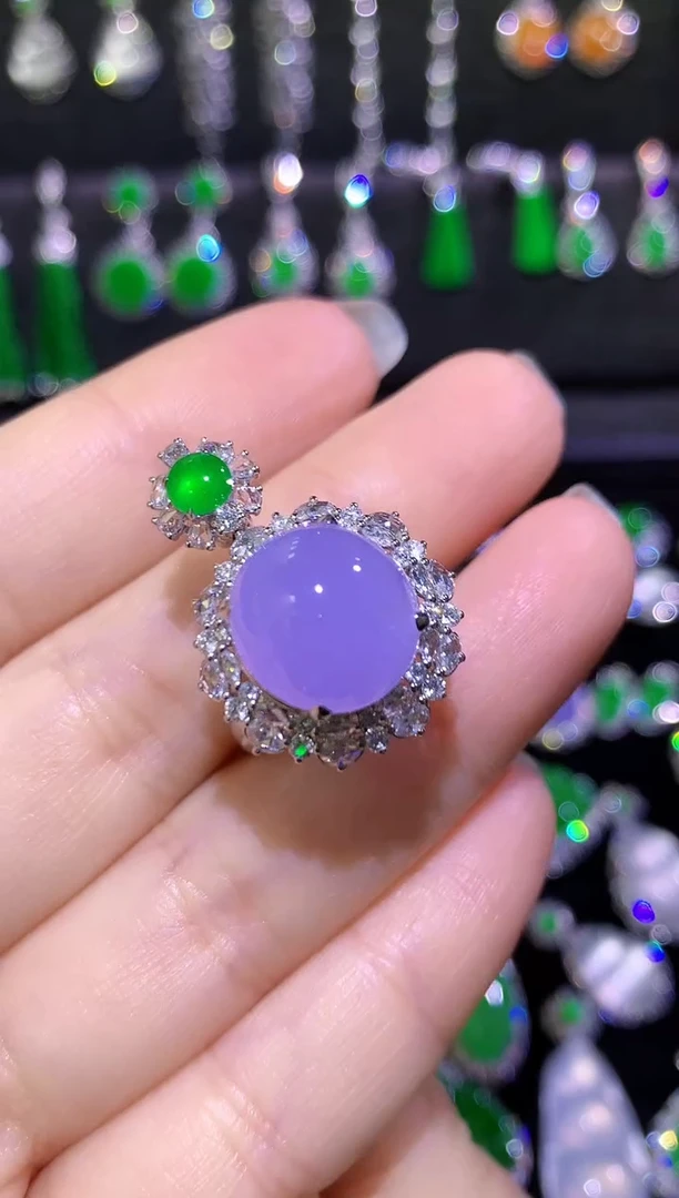 颈饰18K金镶嵌翡翠高冰紫罗兰蛋面戒指吊坠两用