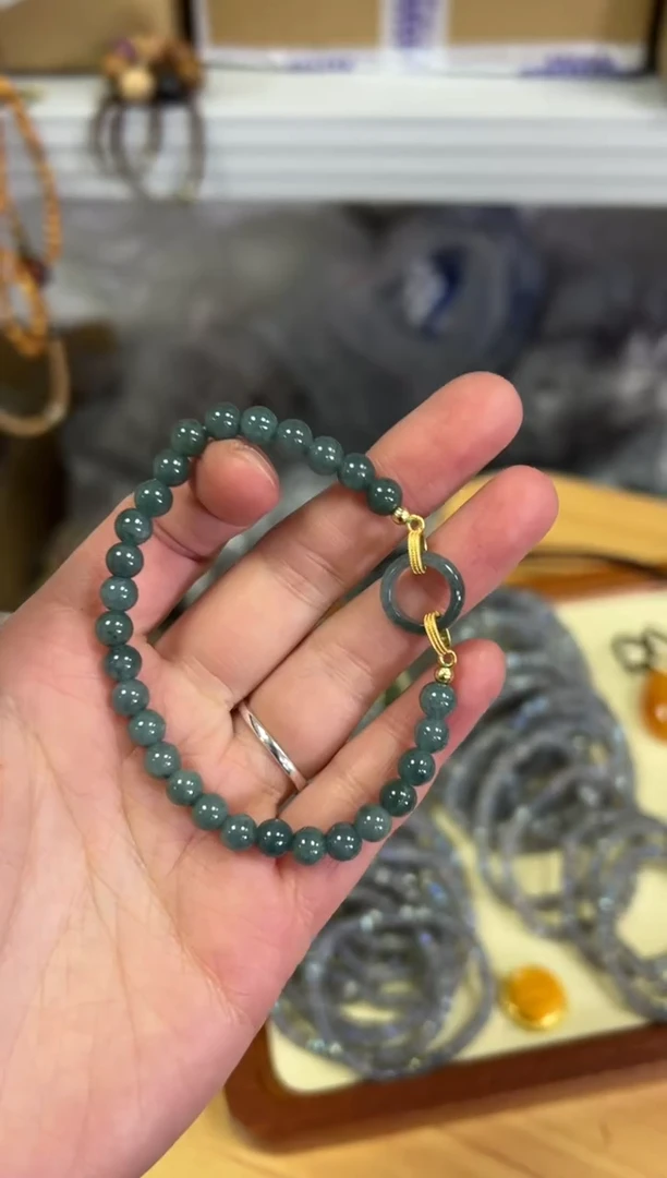 【闪购商品】翡翠手链未镶嵌蓝水翡翠跑环款手链[0101]
