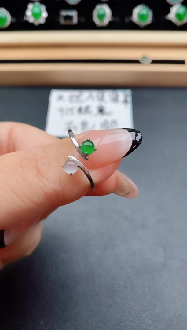 翡翠戒指银S925镶嵌0500